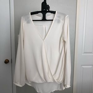 Long sleeve cream LUSH top